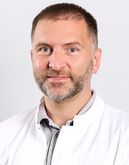 Dr. Max Jäger